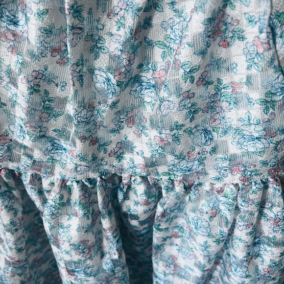 Girls clothes age 5-7 - Picture 2 of 9